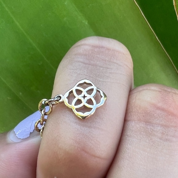 Kendra Scott Necklaceđź’• - Picture 7 of 9